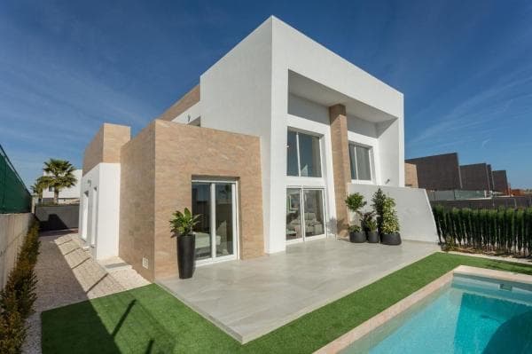 Chalet adosado photo 1