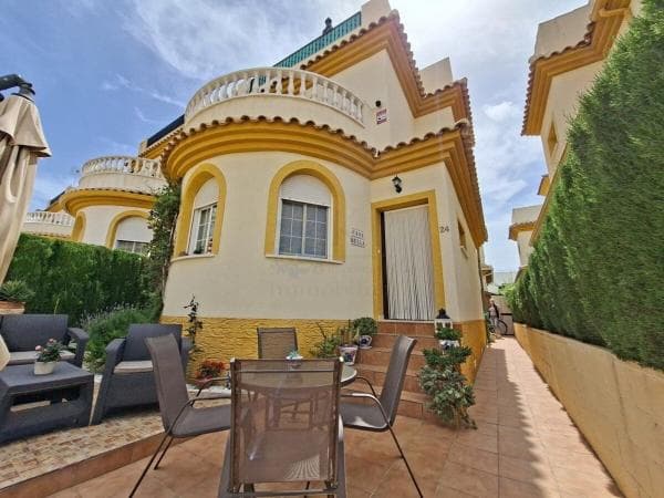 Casa independiente photo 1