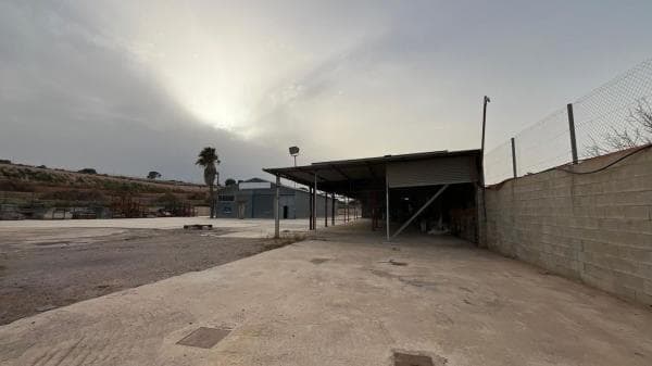 Nave en Desamparados-Hurchillo-Torremendo thumbnail 1