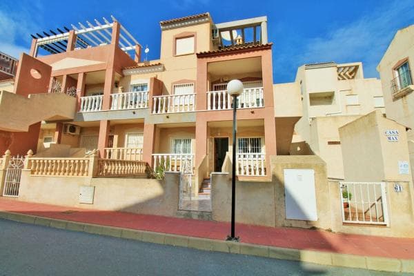 Chalet independiente en venta en Barrio Las Filipinas, Orihuela
photo 1