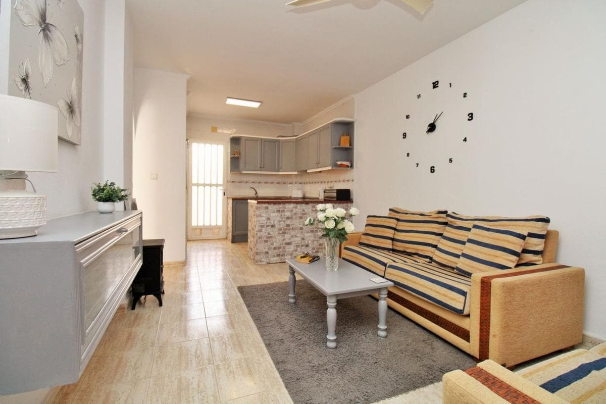 Venta de chalet independiente en Barrio Las Filipinas, Orihuela
photo 5