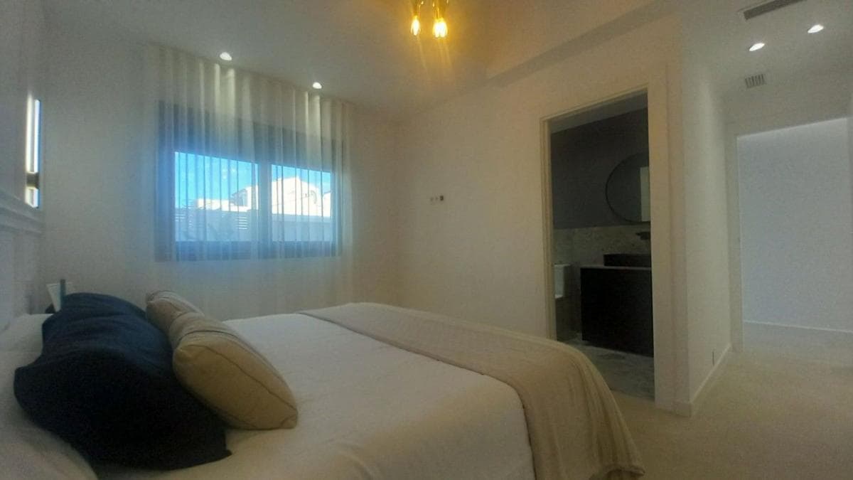 Venta de chalet independiente en Barrio La Siesta - El Salado - Torreta, Torrevieja
photo 5