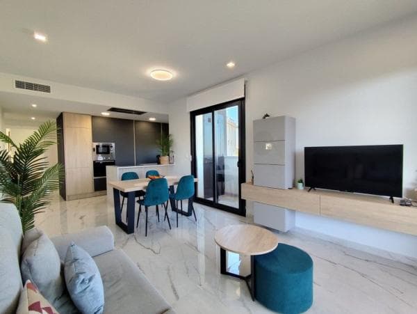 Sale of flat in Barrio Playa Flamenca, Orihuela
thumbnail 2