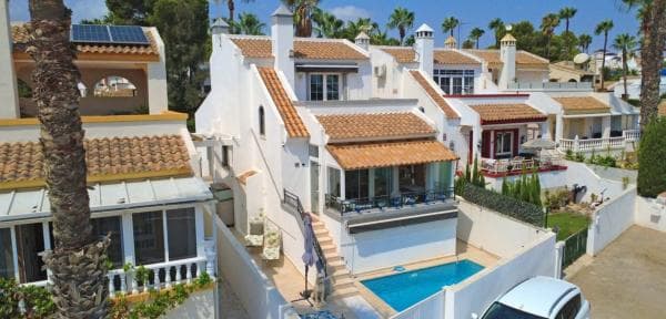Chalet independiente en venta en Barrio Villamartín, Orihuela
thumbnail 2