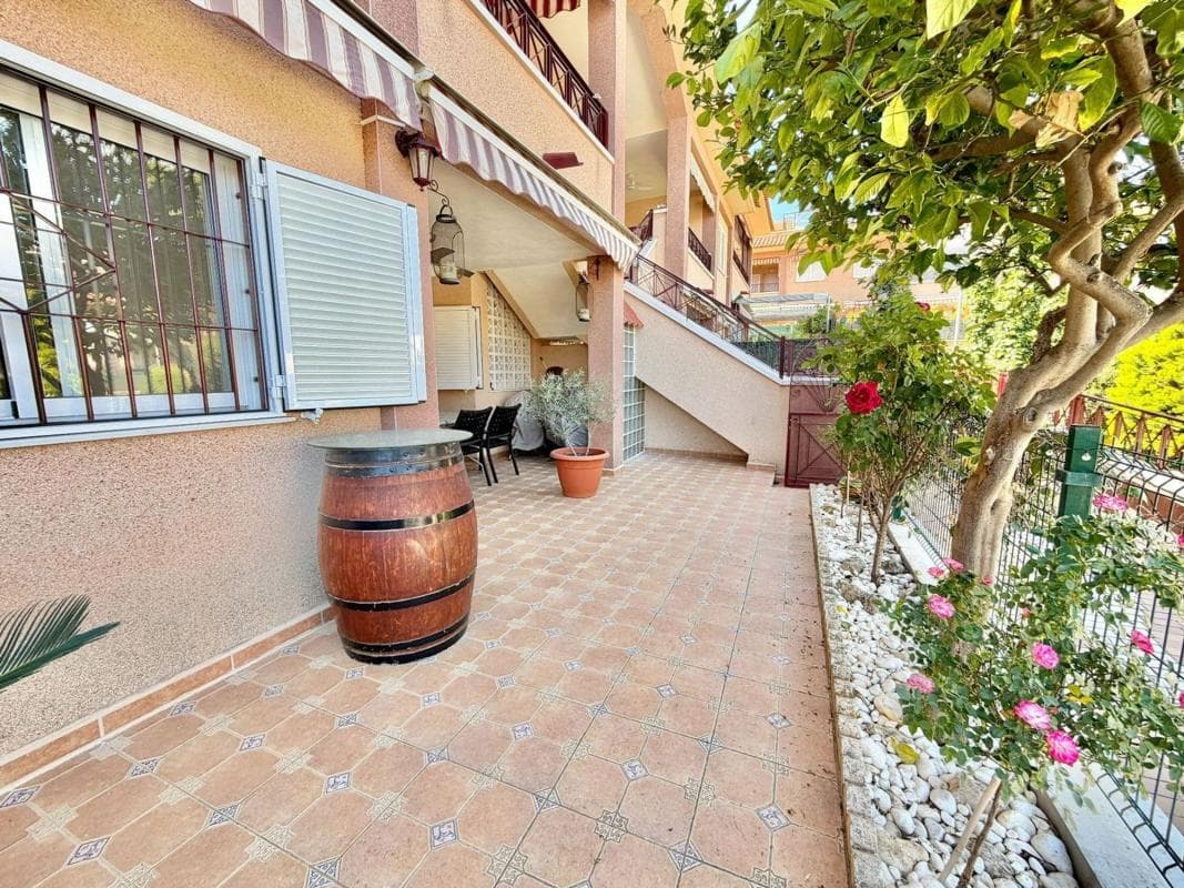 Venta de chalet adosado en Avenida de Polonia, 156 , Gran Alacant photo 3
