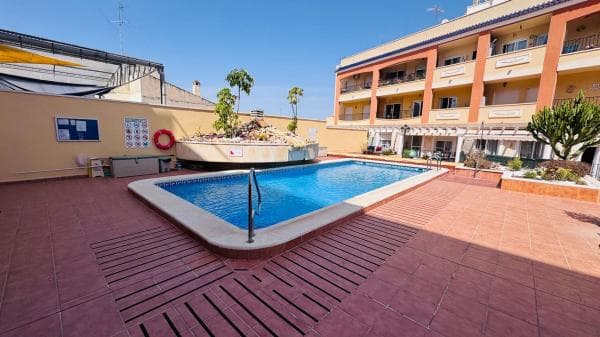 Venta de piso en Avenida de María del Mar Rodríguez, Algorfa
thumbnail 1