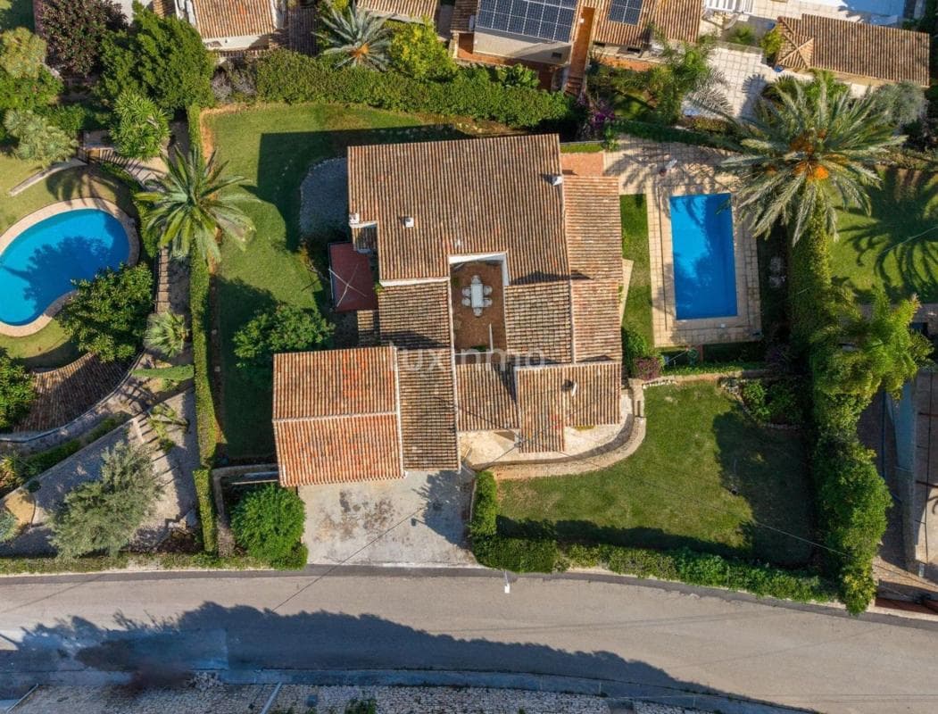 Property photo 4