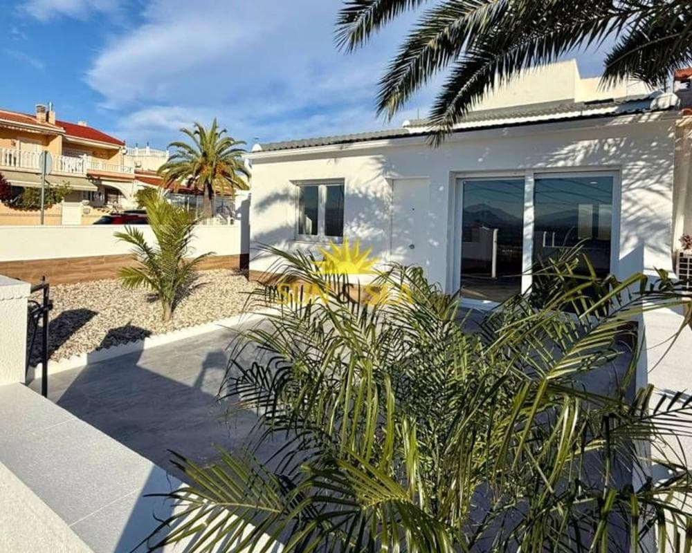Venta de chalet independiente en Barrio Rojales Hills - Rosa Bungalows, Rojales
photo 3
