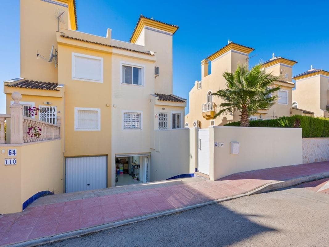 Propiedades en venta y alquiler en España photo 5
