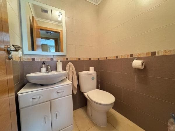 Chalet independiente en venta en Urbanizaciones, Guardamar del Segura
thumbnail 2