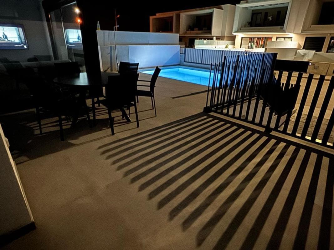 Venta de chalet adosado en Maria Moliner, 8 sn , Dolores photo 2