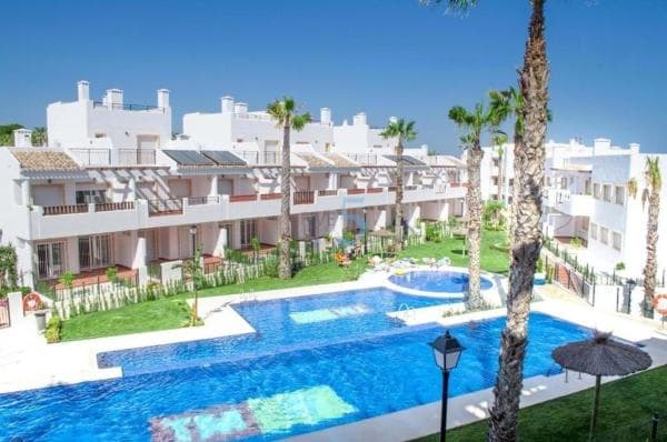 Sale of flat in Barrio Villamartín, Orihuela
thumbnail 1