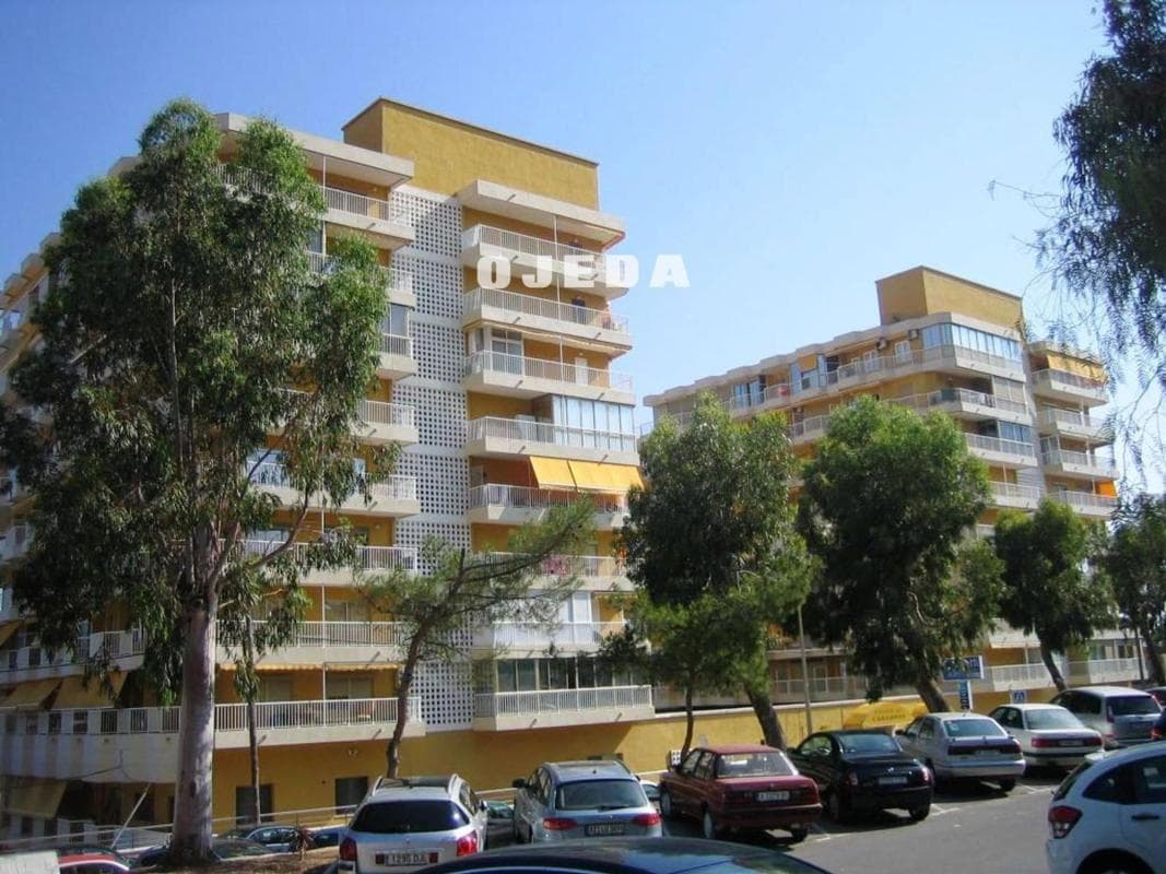 Venta de piso en Avenida Catalanet, Santa Pola
photo 2