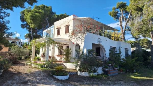 Chalet independiente en venta en Pinar de Advocat-Cometa, Moraira
photo 1