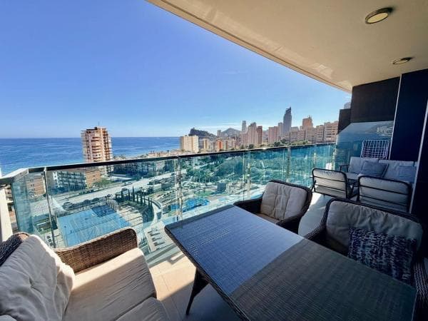 Venta de piso en Playa de Poniente, Benidorm
photo 1