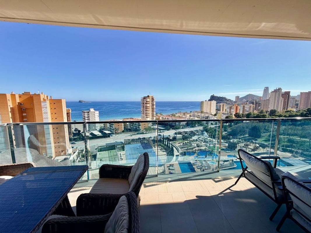 Venta de piso en Playa de Poniente, Benidorm
photo 3