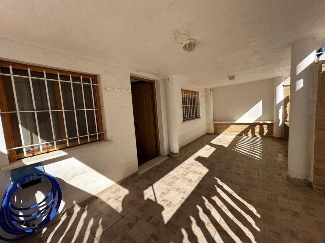 Venta de chalet adosado en Calle Rube Darío Cmor, 7 , Orihuela photo 4