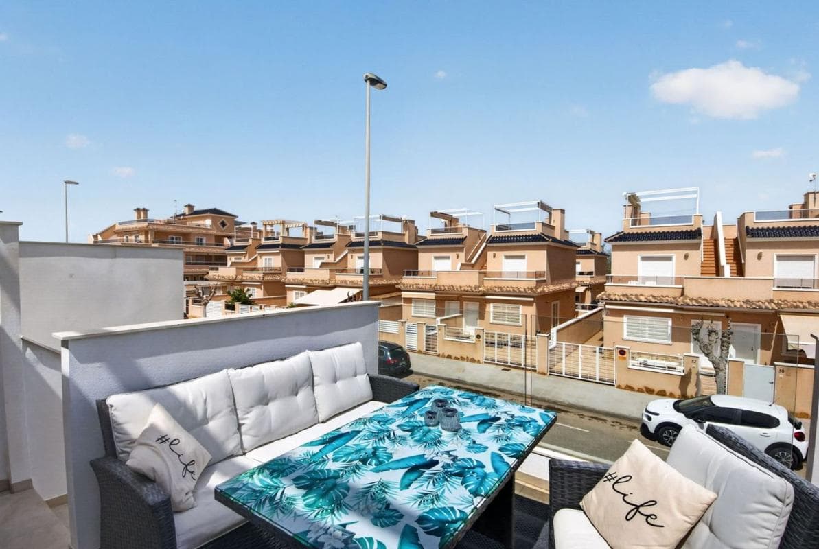 Venta de piso en Calle Gladiolo s/n, Pilar de la Horadada
photo 4