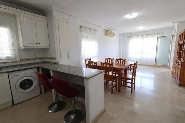 Sale of flat in Calle Victoria, Orihuela
thumbnail 2