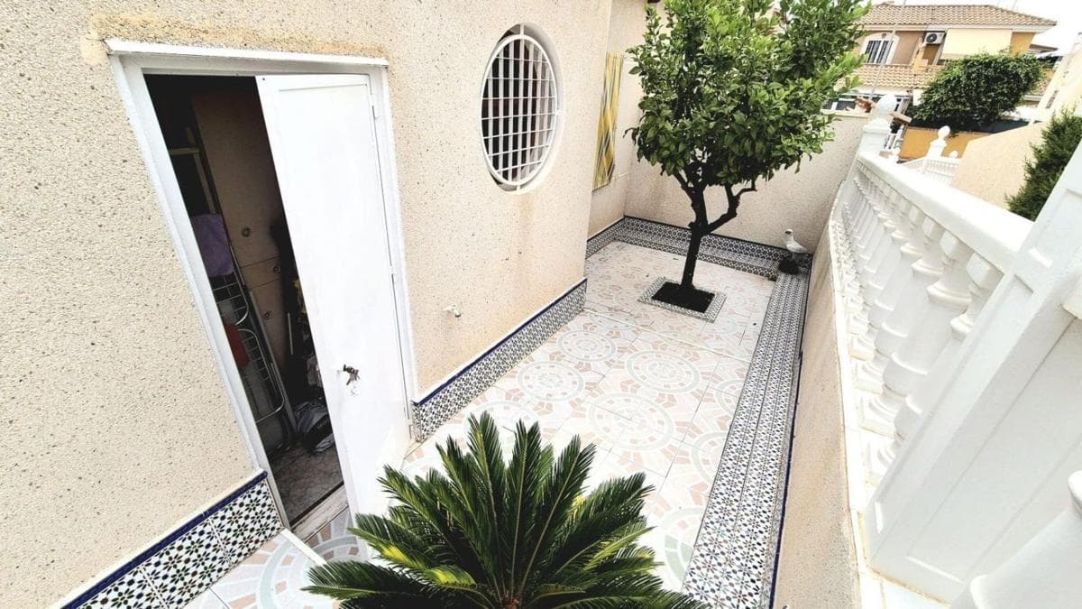 Venta de chalet independiente en Barrio Los Balcones - Los Altos del Edén, Torrevieja
photo 4