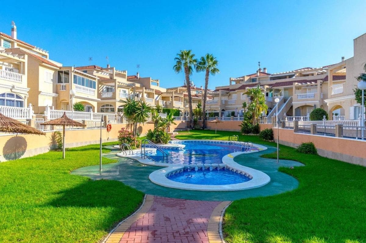 Propiedades en venta y alquiler en España photo 5
