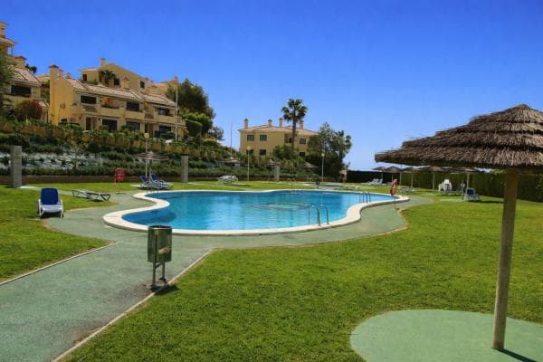 Sale of flat in Barrio Lomas de Campoamor, Orihuela
thumbnail 1