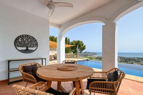 Chalet independiente en venta en Benimeit-Tabaira, Moraira
thumbnail 2
