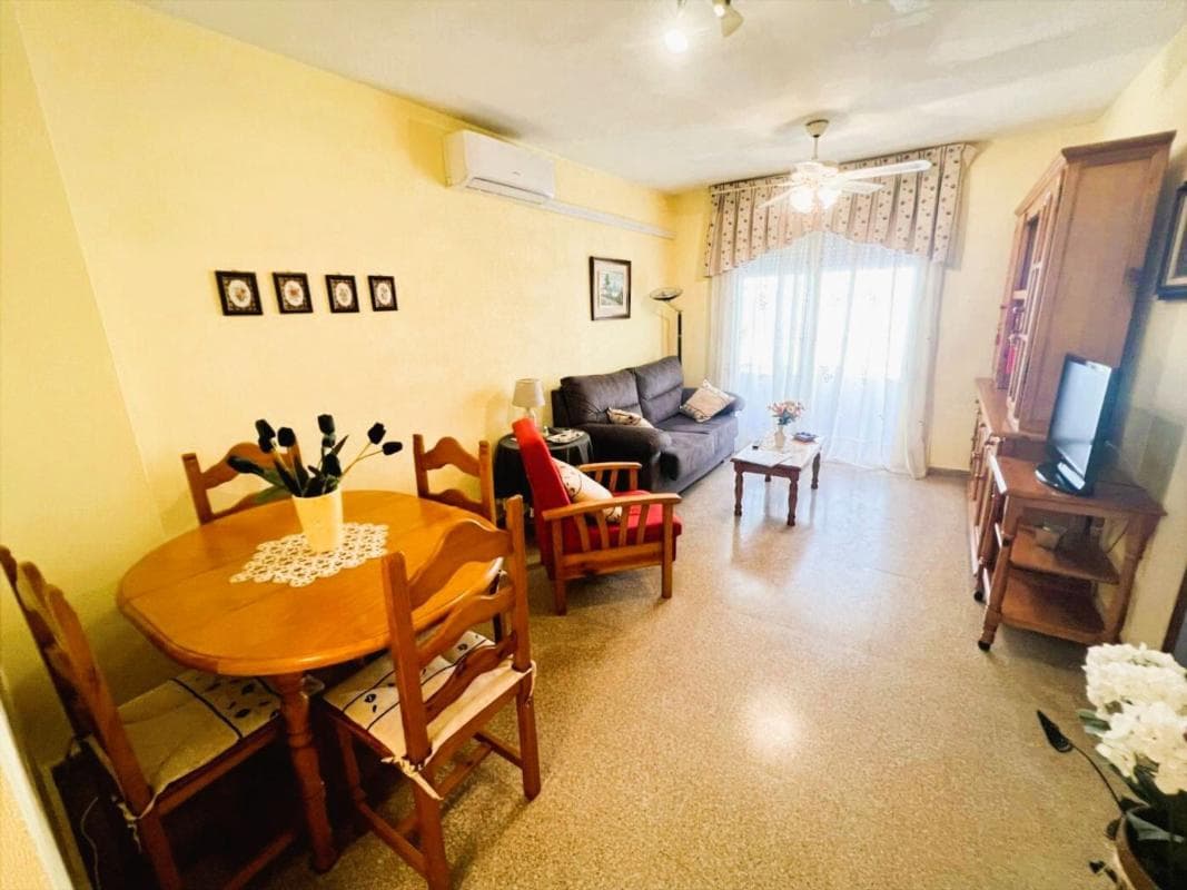 Sale of apartment in Calle la Pau, Guardamar del Segura
photo 4
