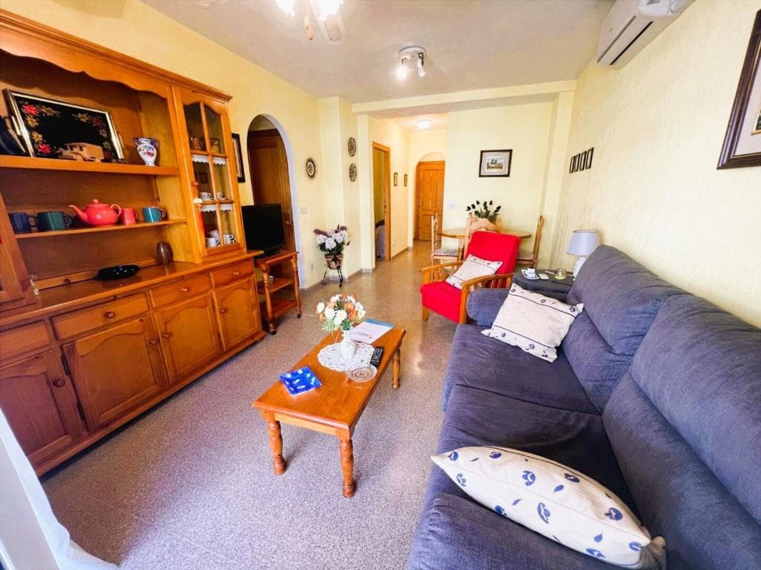 Sale of apartment in Calle la Pau, Guardamar del Segura
photo 5