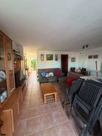 Chalet pareado photo 1