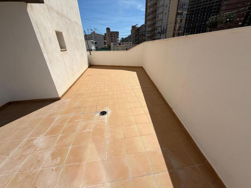 Venta de piso en Playa de Poniente, Benidorm
photo 2
