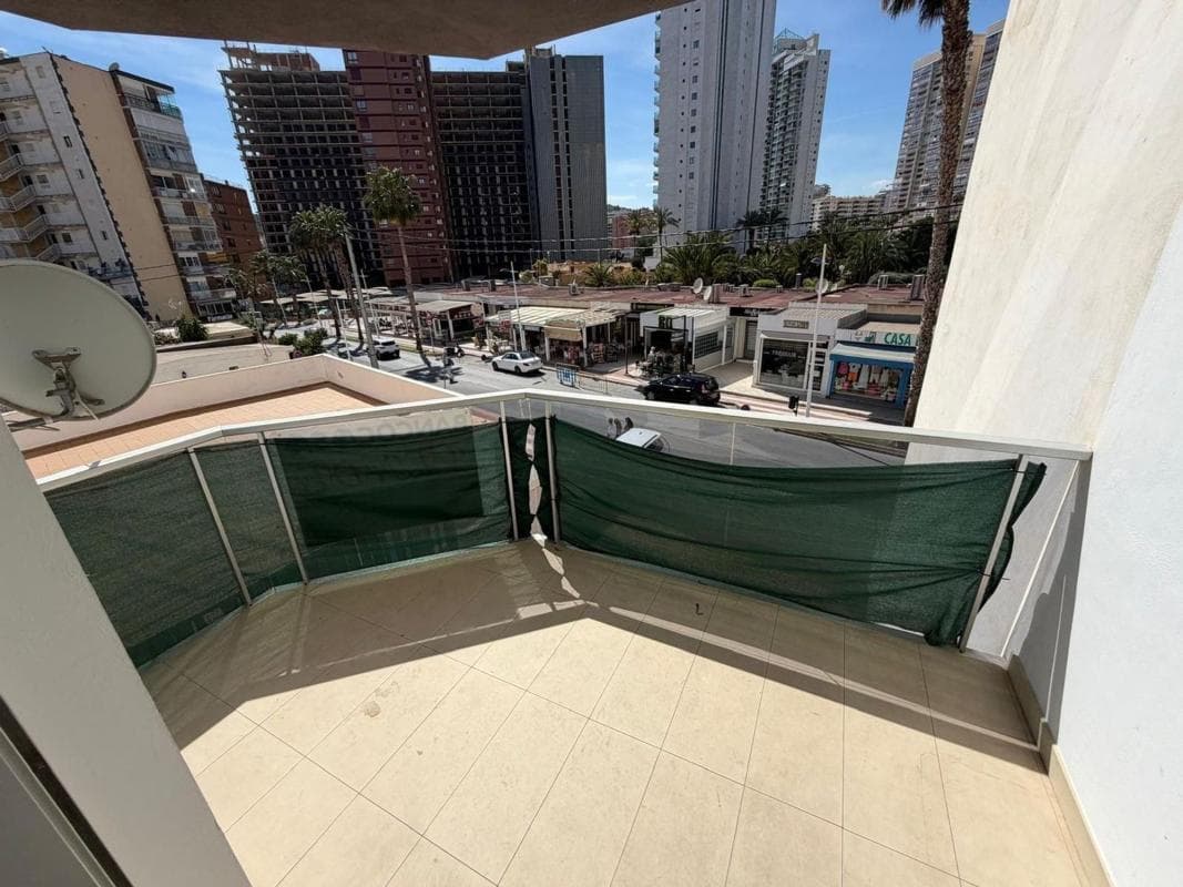 Venta de piso en Playa de Poniente, Benidorm
photo 3