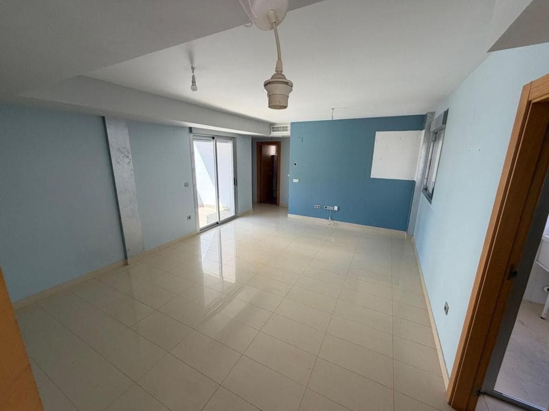 Venta de piso en Playa de Poniente, Benidorm
photo 4