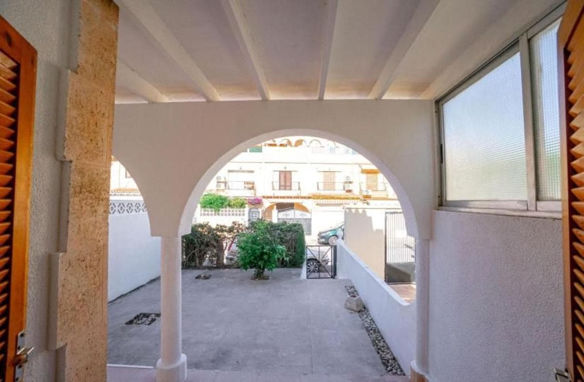 Sprzedaż mieszkania w Barrio La Siesta - El Salado - Torreta, Torrevieja
photo 4