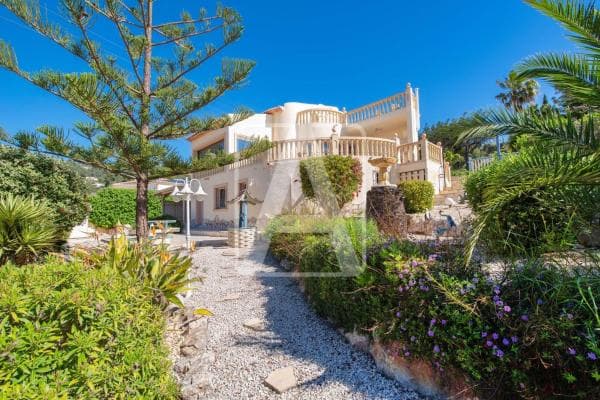 Chalet independiente en venta en La Viña - Montemar - San Jaime, Benissa
photo 1