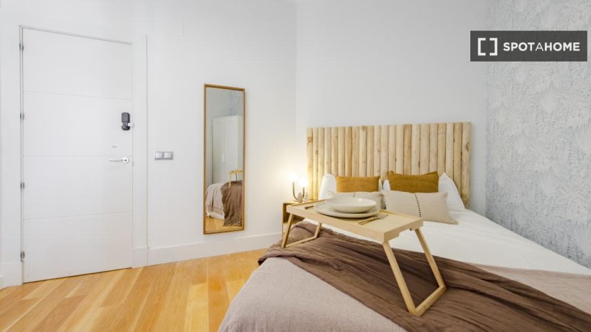 Properties for sale and rent in Spain photo 3