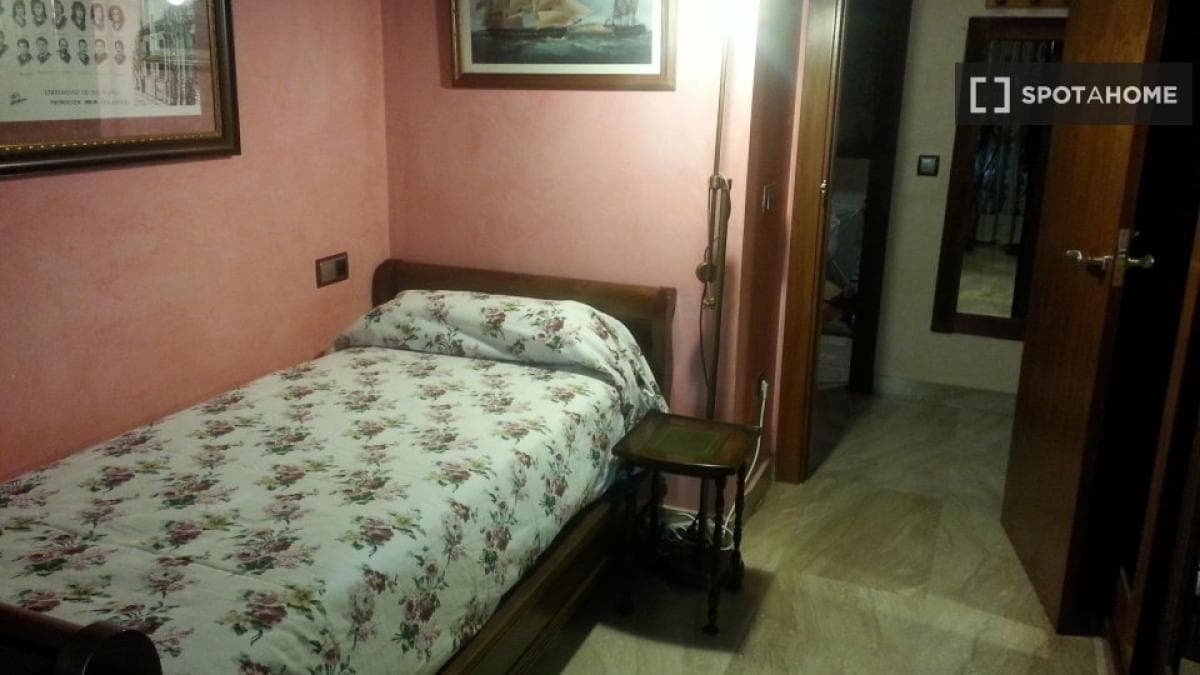 Properties for sale and rent in Spain photo 3