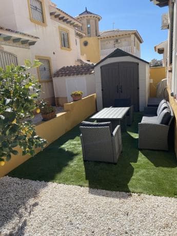 Chalet adosado en calle Castillo de la Torre Grosa, 1 thumbnail 1