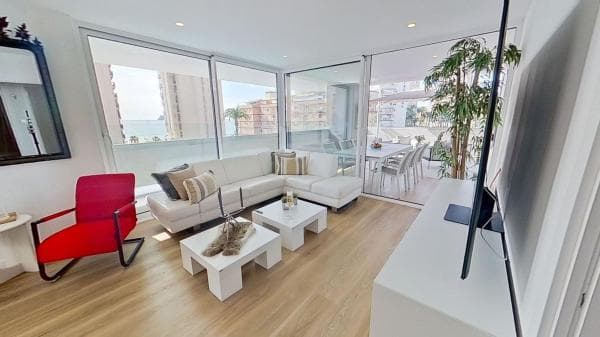 Venta de piso en Avenida del Mediterráneo, Benidorm
photo 1