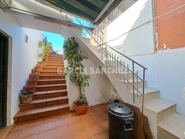 Chalet pareado en calle 1 Angustia, 35 thumbnail 2