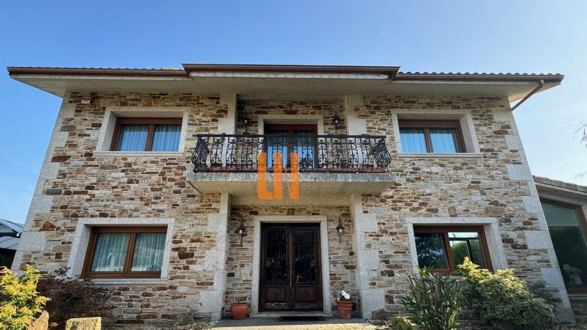 Propiedades en venta y alquiler en España photo 4
