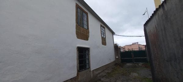 Casa independiente en avenida Finisterre s/n thumbnail 2