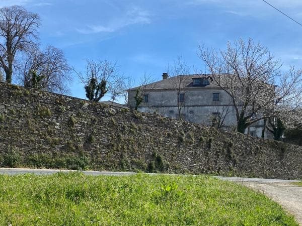 Palacio en carretera As Pontes thumbnail 1