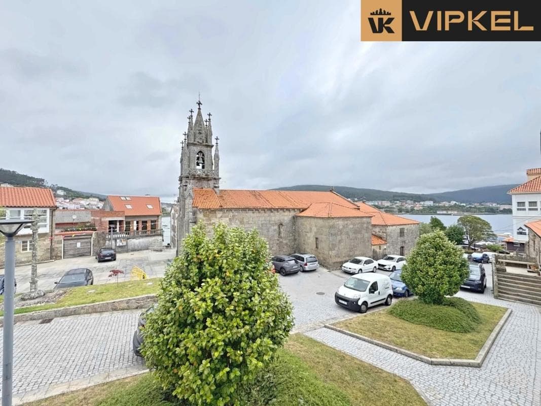 Venta de chalet adosado en Plaza Párroco Francisco Sánchez , Corcubion photo 3