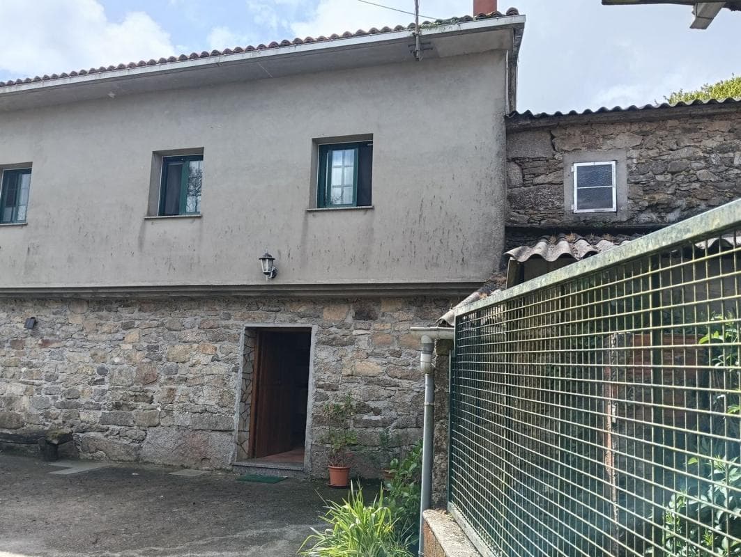 Venta de chalet adosado en AC-230 , Oza-Cesuras photo 2