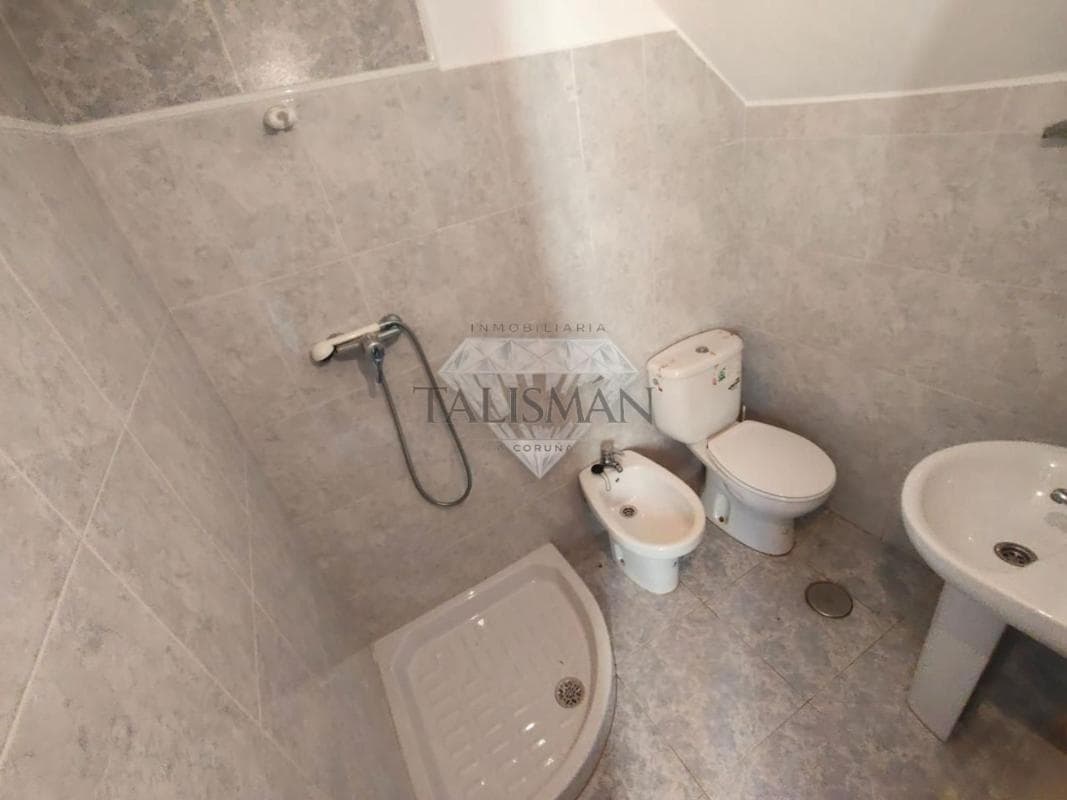 Продажа отдельного шале в Callobre, Оза-Чесурас photo 5