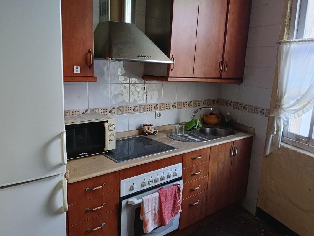 Venta de chalet adosado en Calle Lanzós , Betanzos photo 4