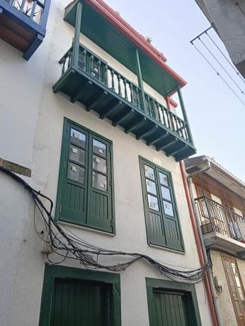 Chalet adosado en calle Pescadería thumbnail 2