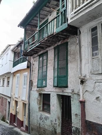 Chalet adosado en calle Santa María thumbnail 1