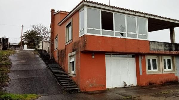 Casa independiente en calle Golondrina thumbnail 1